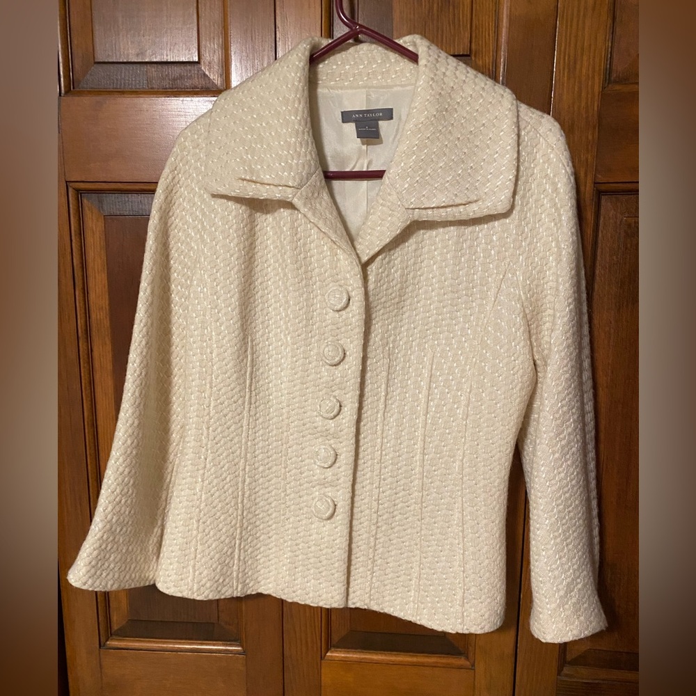 Ann Taylor Cream Blazer Structured Suit Jacket